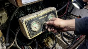 Engine heat exchanger detail